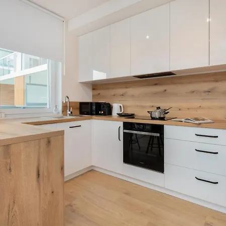 公寓 Bright & Stylish With Balcony 1,5 Km To Main By Renters 格但斯克